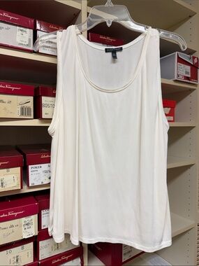Eileen Fisher white Sleeveless 100% silk Tank Top